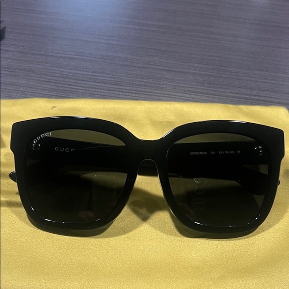 Gucci Black Sunglasses with Yellow Case - Picture 12 of 12